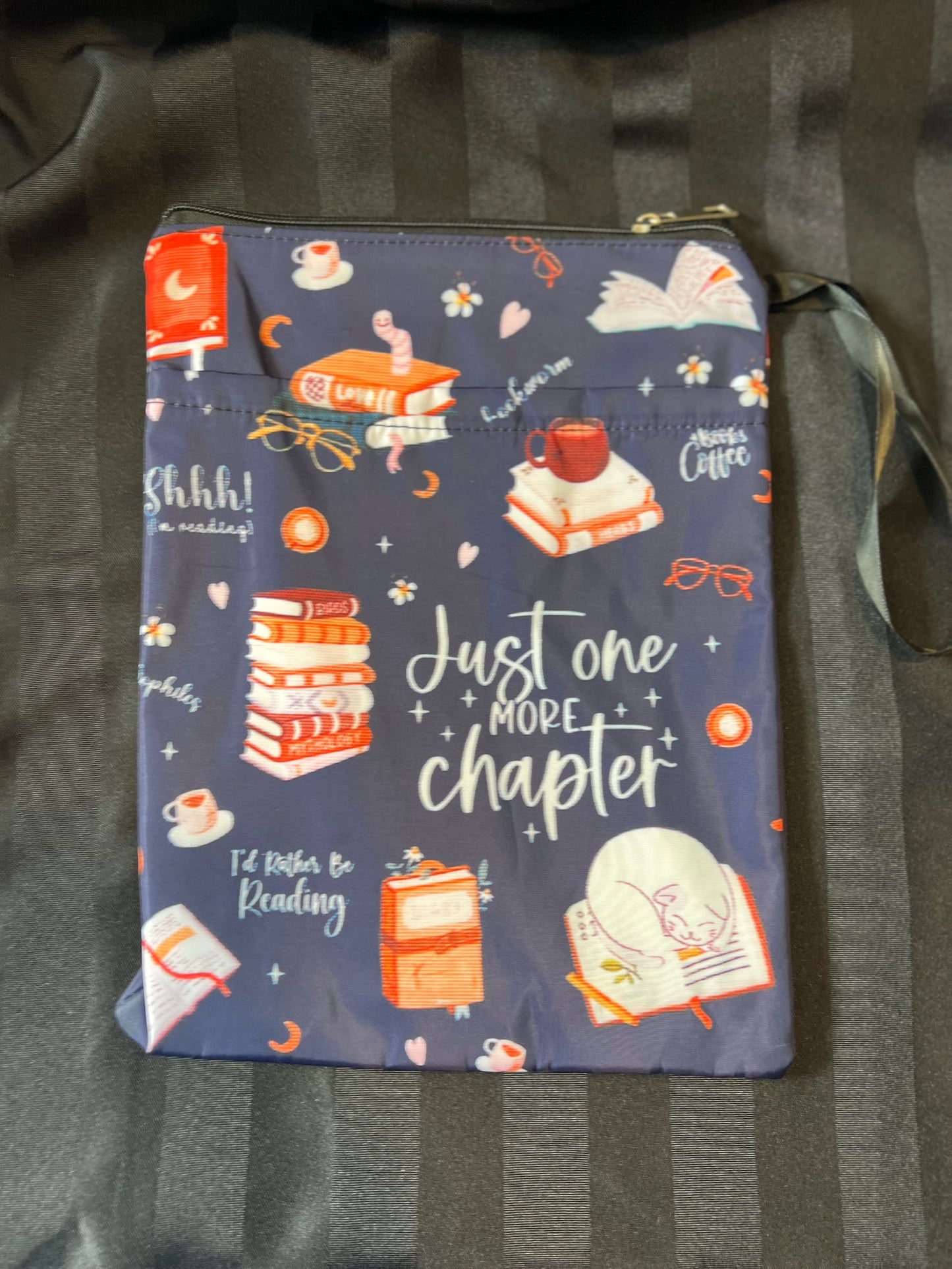 Book sleeves - Beautiful Bookish Things