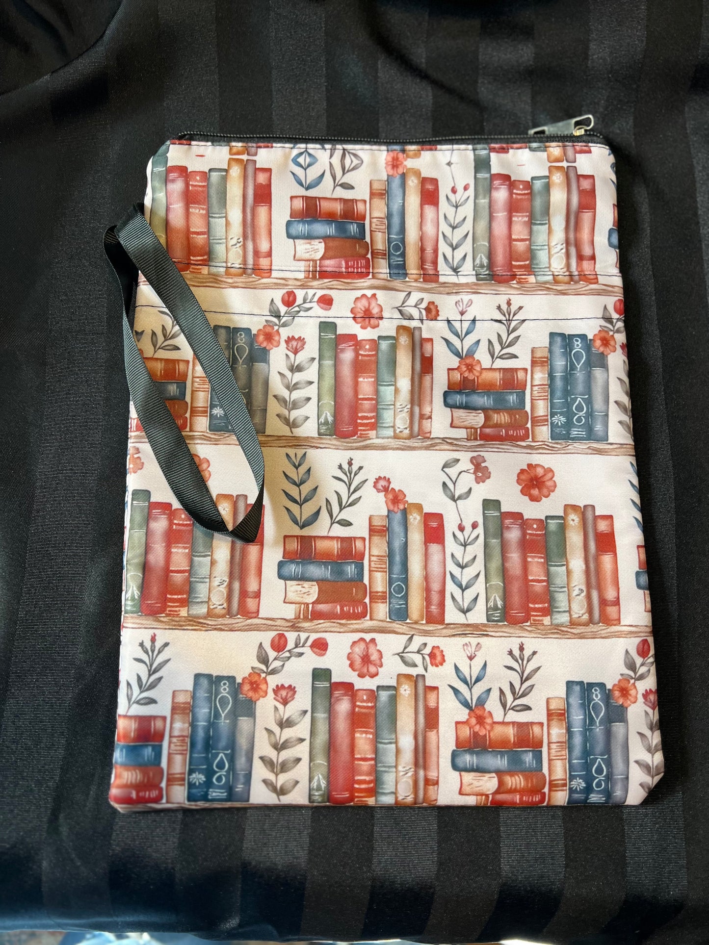 Book sleeves - Beautiful Bookish Things