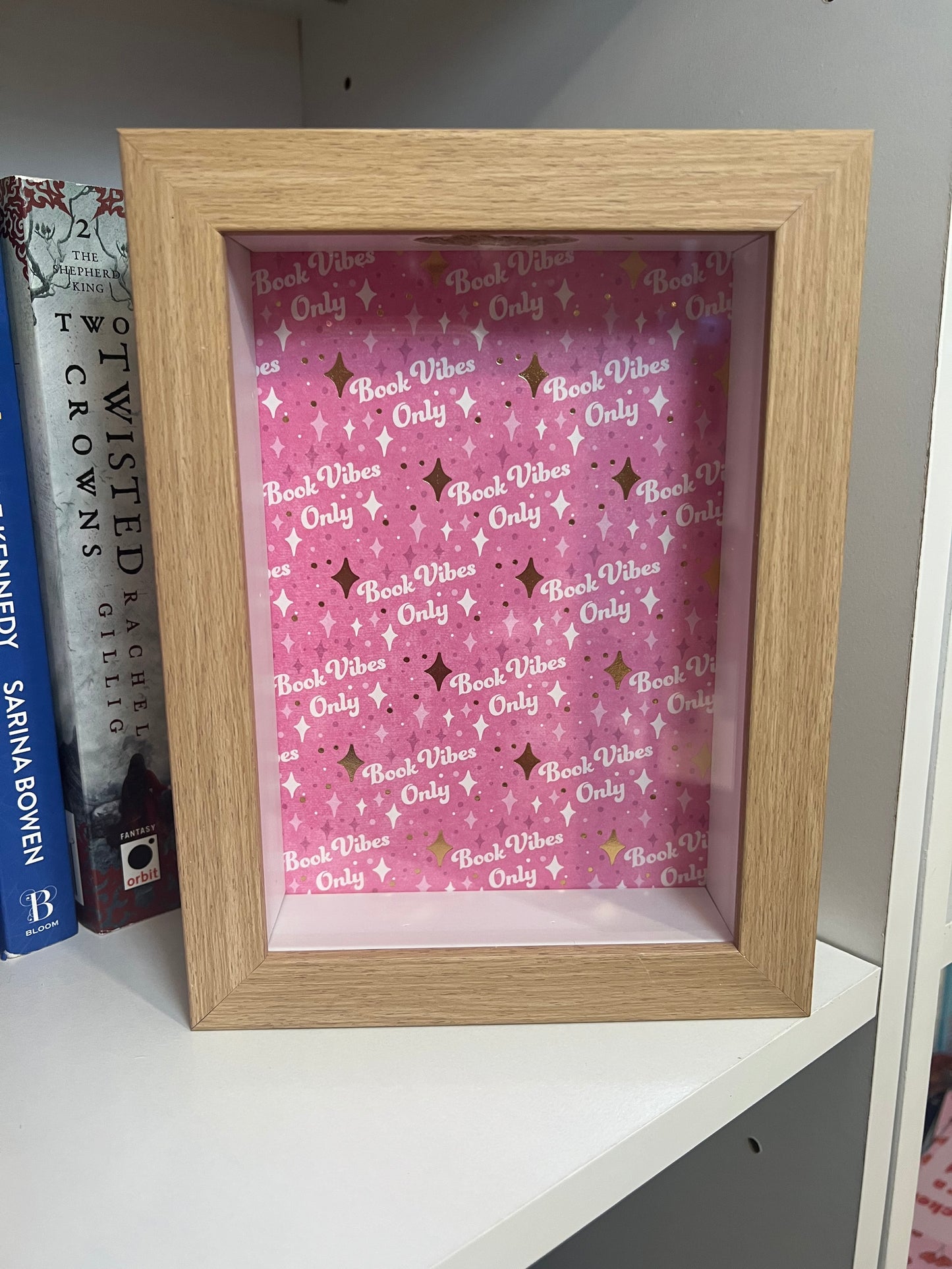 Book Shadowbox - Beautiful Bookish Things