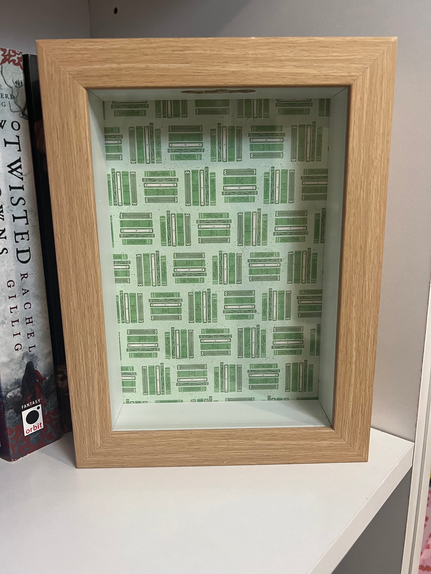 Book Shadowbox - Beautiful Bookish Things