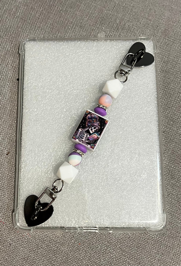 E reader strap (holder) - Beautiful Bookish Things
