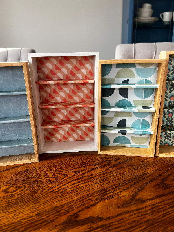 Wooden Mini Bookshelf - Beautiful Bookish Things