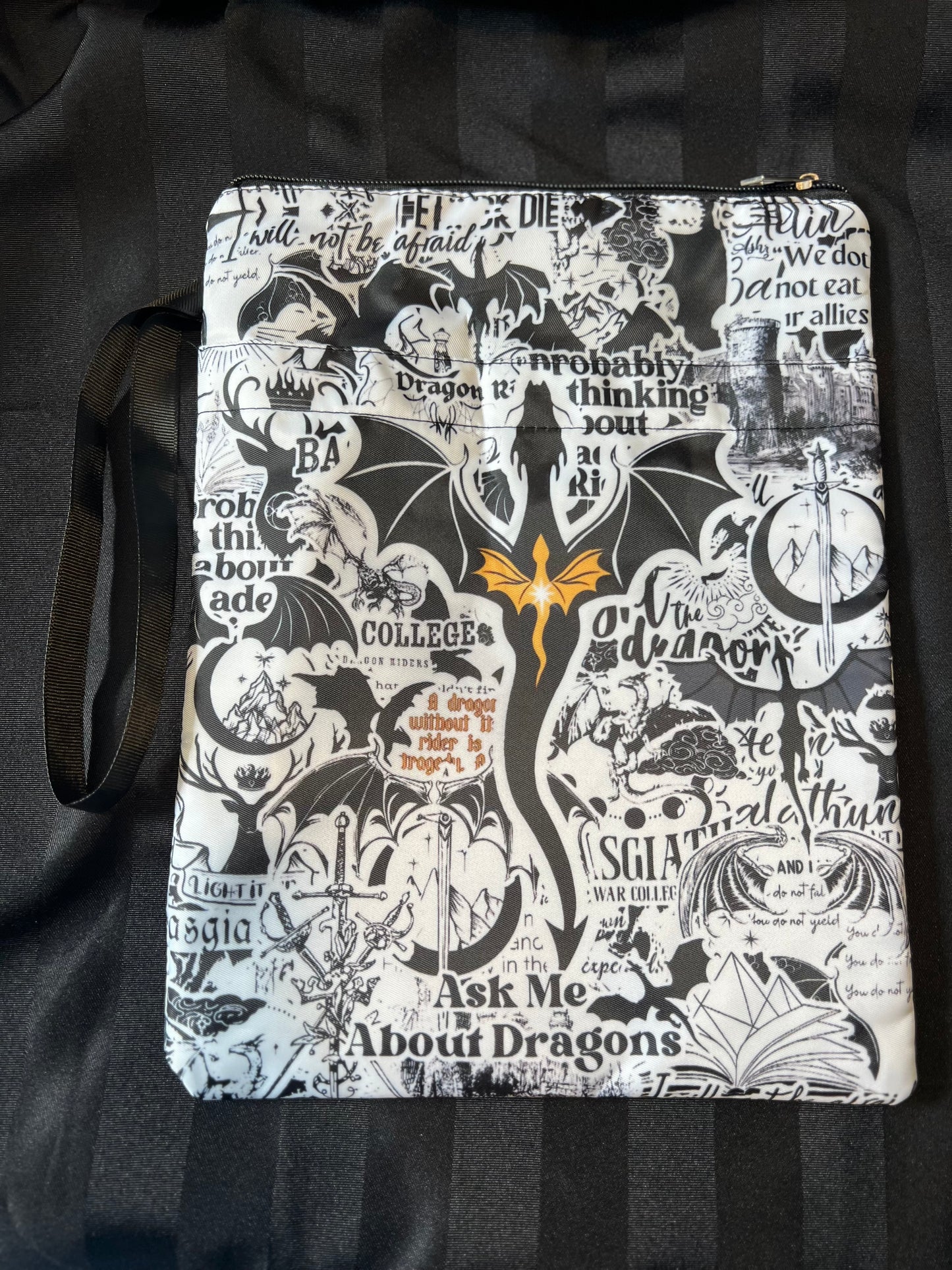 Book sleeves - Beautiful Bookish Things