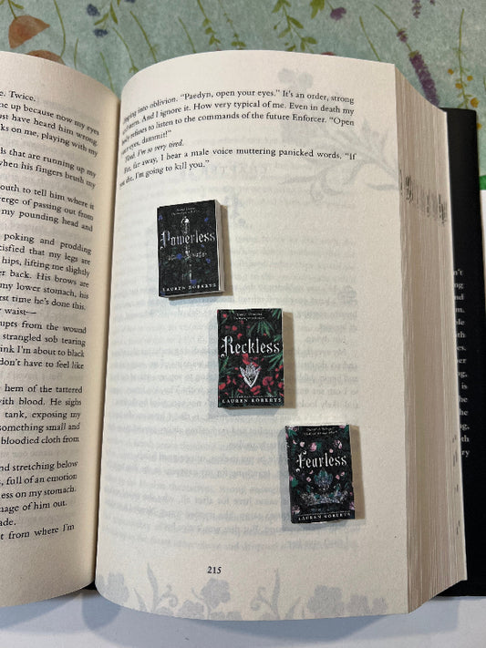 The Powerless mini book series - Beautiful Bookish Things