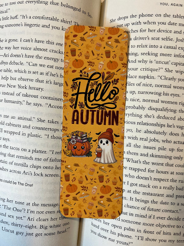 Autumn-themed bookmark with pumpkins and leaves 