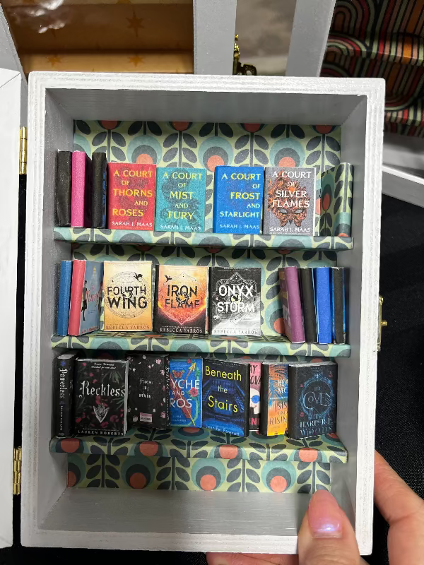 Wooden Mini Bookcase - Beautiful Bookish Things