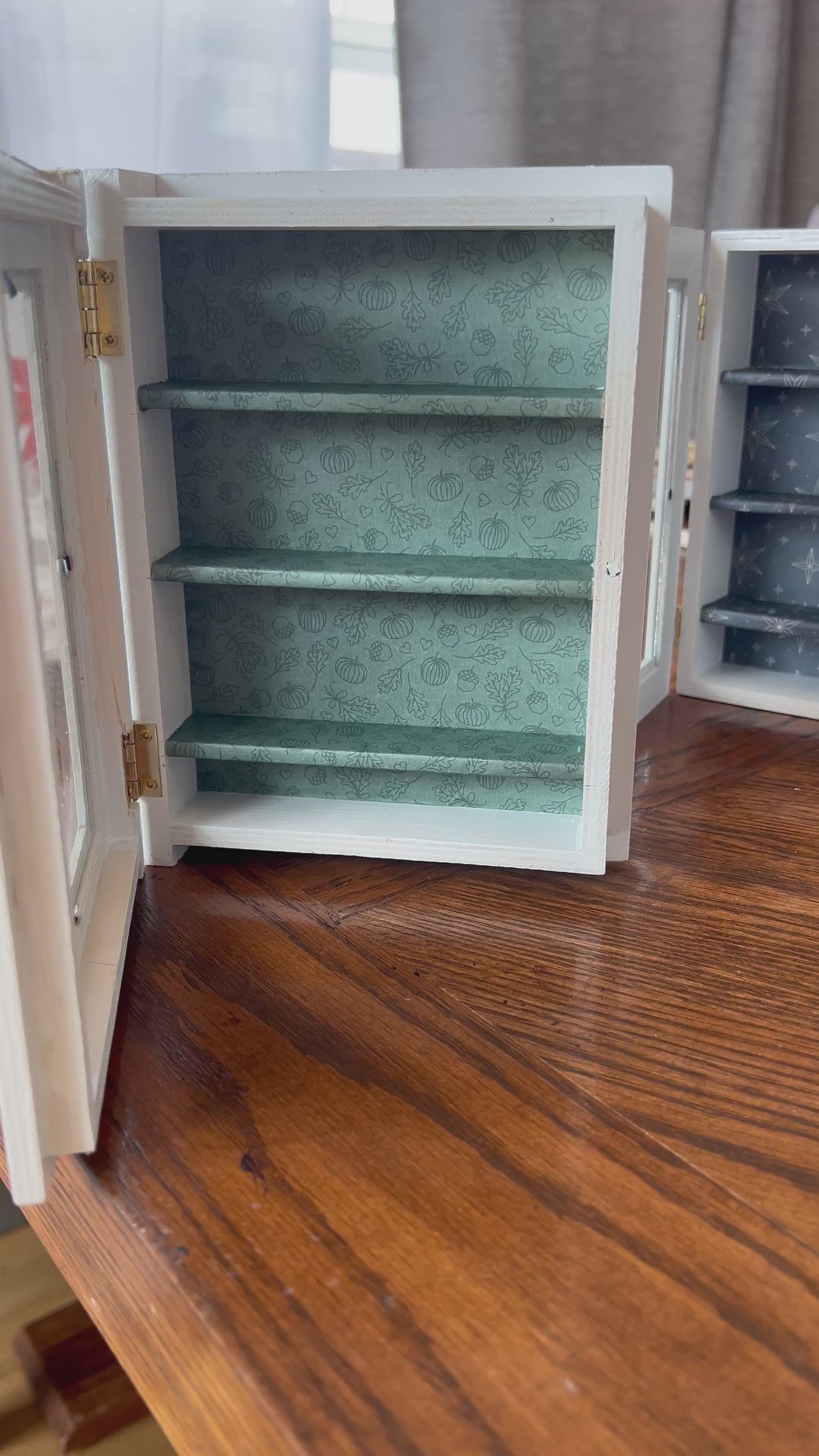 mini bookcase